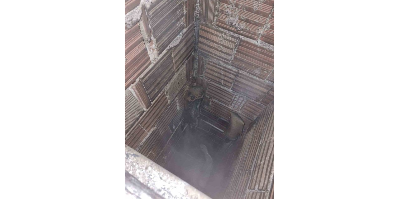 Çiftlikköy’deki binanın havalandırma boşluğunda yangın