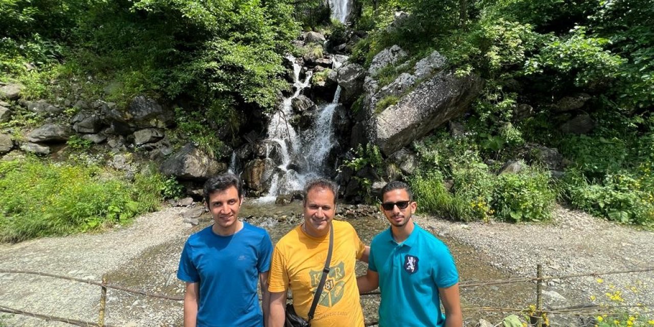 120 metreden akan şelale görenleri büyülüyor