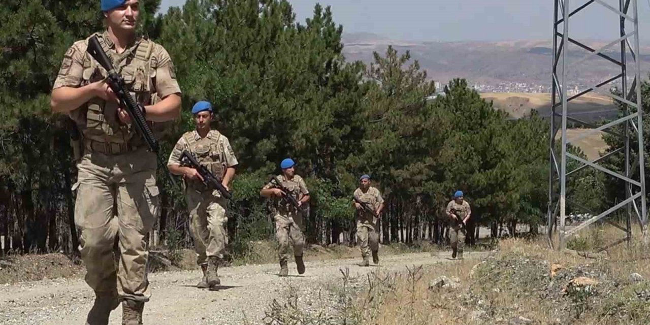 Komandolar orman yangınlarına karşı teyakkuzda: Yeşil doğanın canlıları onlara emanet