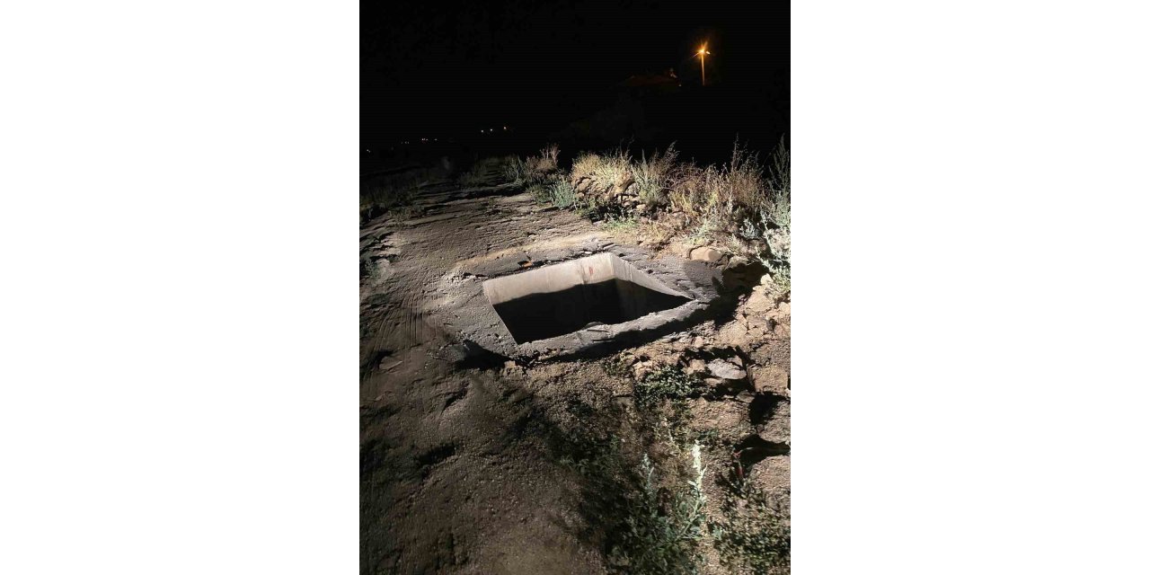 Açık bırakılan vana çukuruna vatandaşlardan tepki