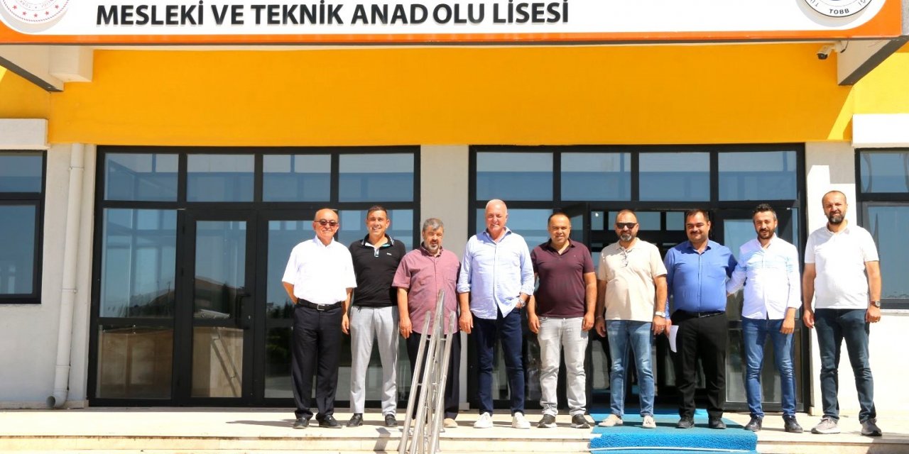 Kütahya OSB Mesleki ve Teknik Anadolu Lisesi, yeni eğitim-öğretim sezonuna hazırlanıyor