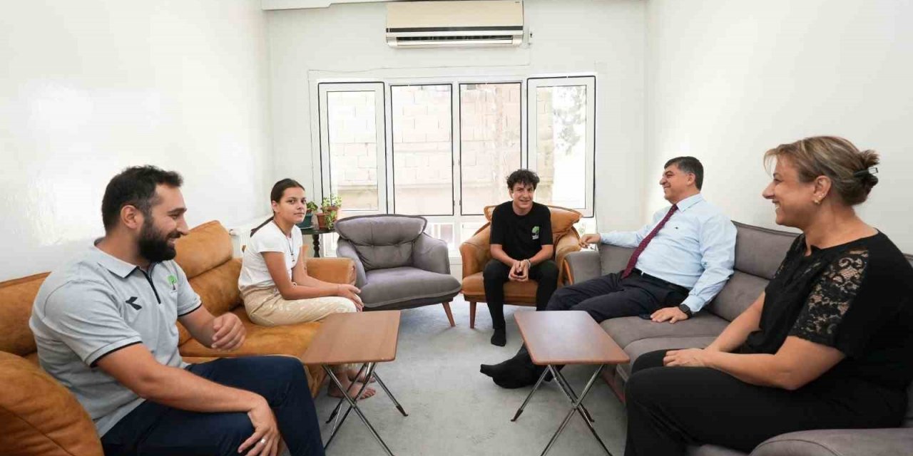 Başarının gururunu birlikte yaşadılar