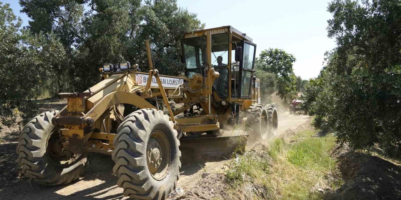 Gemlikli çiftçiye arazi yolu desteği