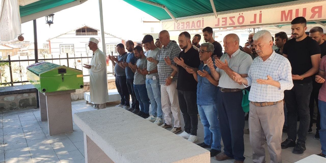 Kocası tarafından öldürülen kadın toprağa verildi