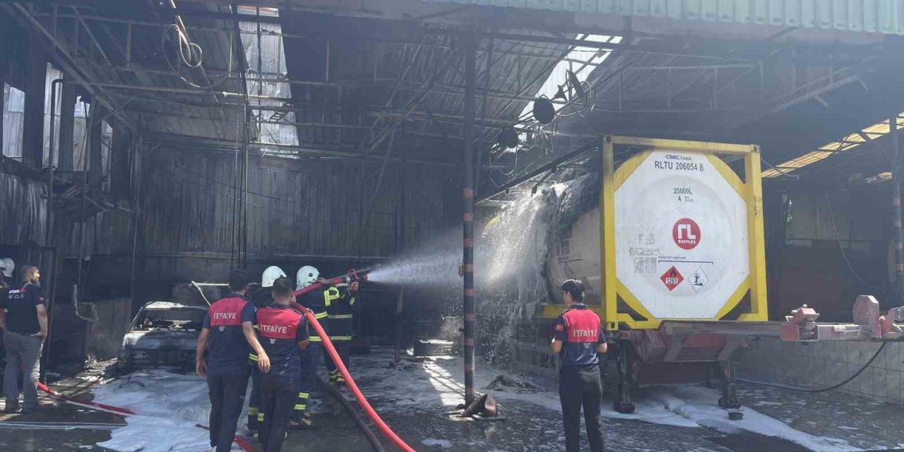 Osmaniye’de tanker patlaması sonrası çıkan yangın tamamen söndürüldü