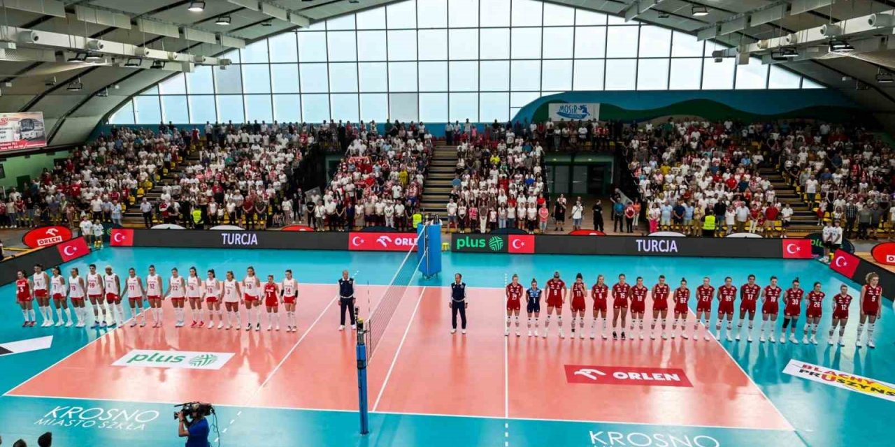 Hazırlık maçı: Polonya: 3 - A Milli Kadın Voleybol Takımı: 1