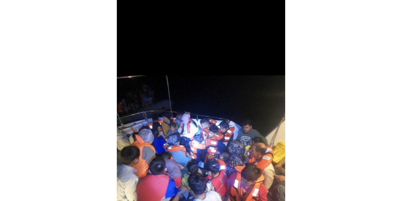 Ayvacık açıklarında 57 kaçak göçmen yakalandı