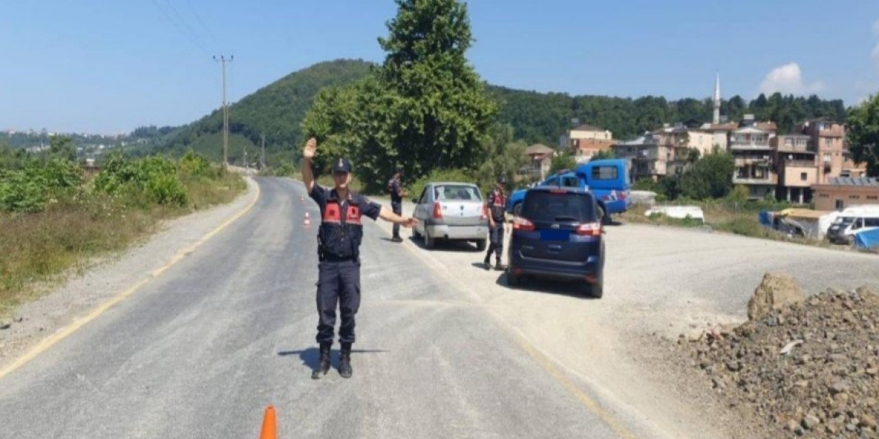 Jandarma 41 ekip 118 personelle denetim yaptı