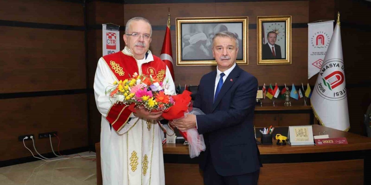 Amasya Üniversitesi’nde yeni rektör göreve başladı