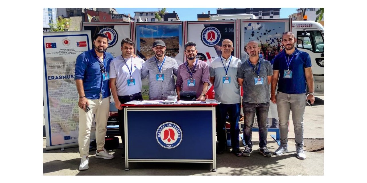 Hakkari Üniversitesinden bilgilendirme çalışması