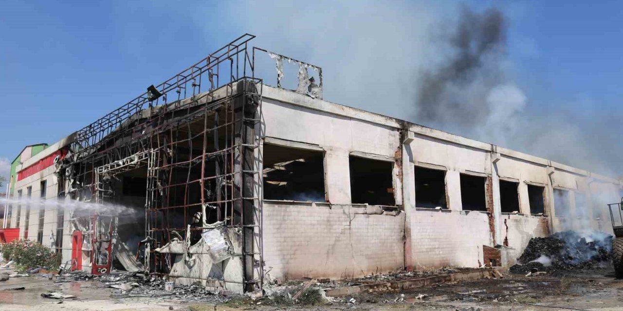 Kastamonu’daki fabrika yangını 6 saatte söndürüldü