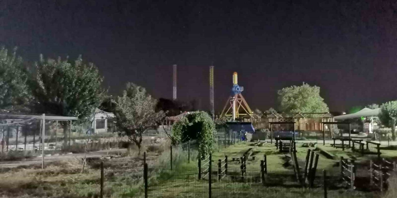 İzmir’deki lunapark kazası kamerada