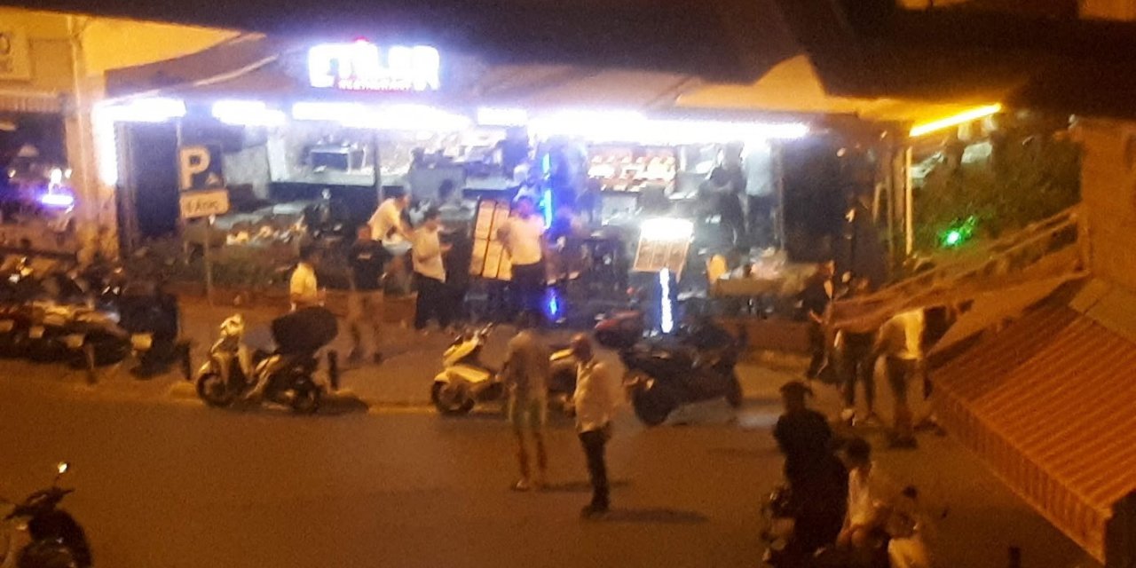 Marmaris’te sokak kavgası cep telefonu ile görüntülendi