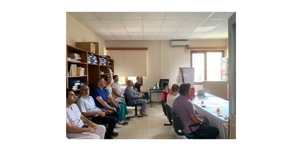 Yurt içi ve yurt dışından gelen hekimlere cerrahi sünnet eğitimi