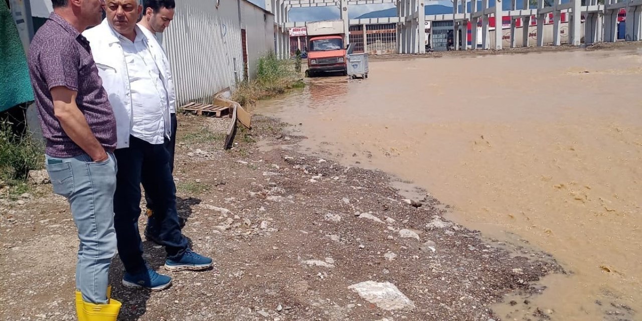 Selzede esnaf borçların ertelenmesi istedi