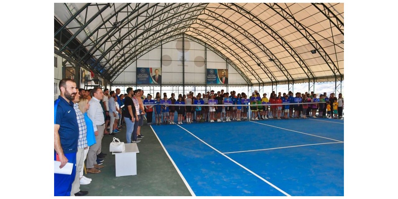 Şırnak’ta ANALİG tenis çeyrek final müsabakaları başladı