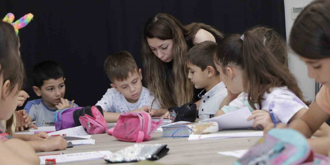 Honaz’da Kitap Kafe büyük ilgi görüyor