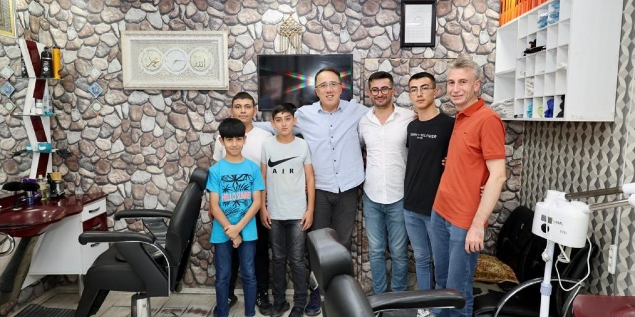 Başkan Savran vatandaşlarla bir araya geldi