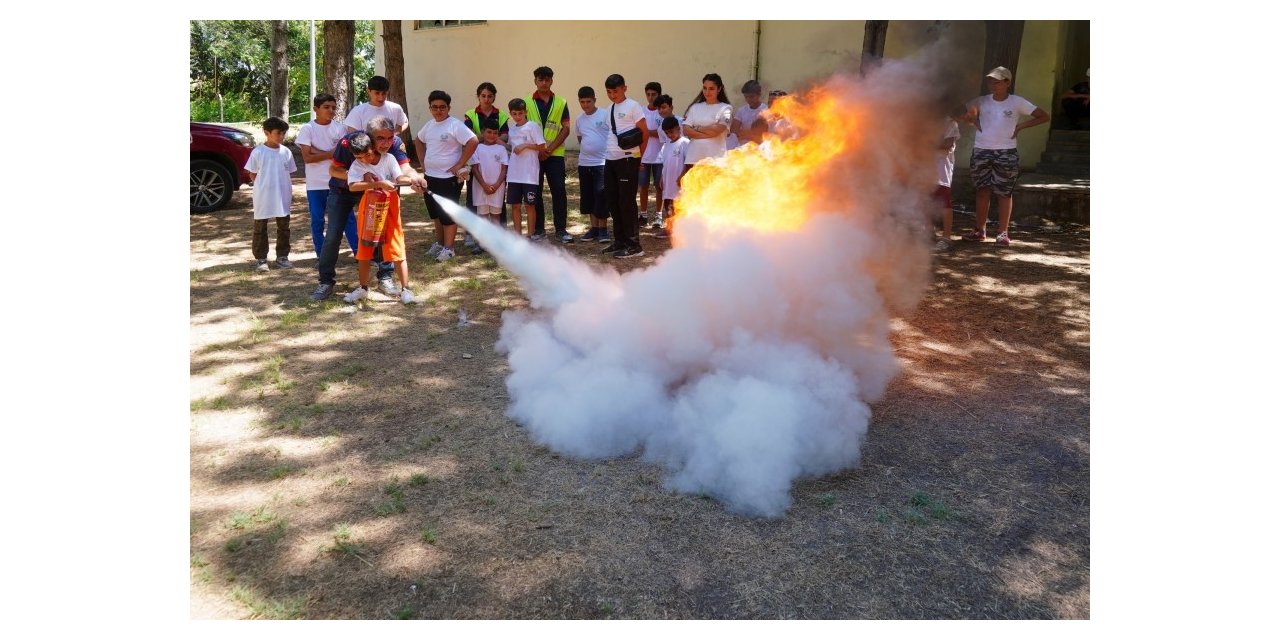 Diyarbakır itfaiyesinden çocuklara eğitim