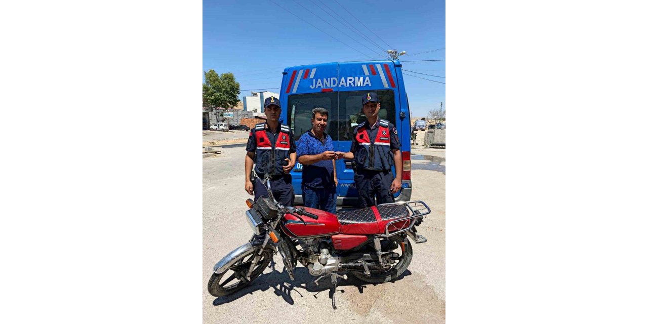 15 Yıl önce çalınan motosiklet bulundu