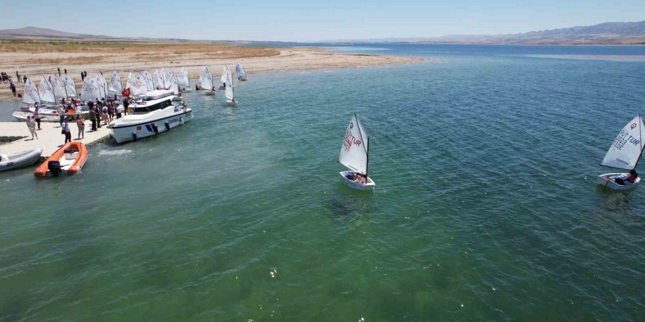 Depremzedeler sporla motive ediliyor