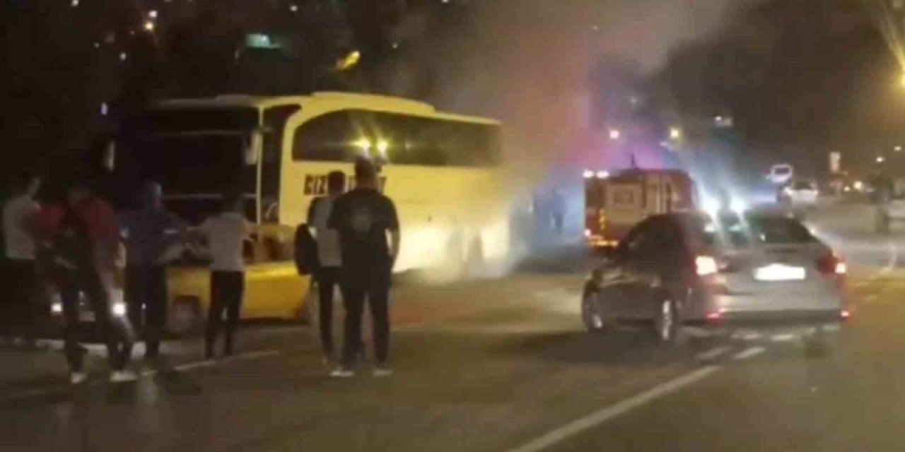 Yolcu otobüsünde duman paniği