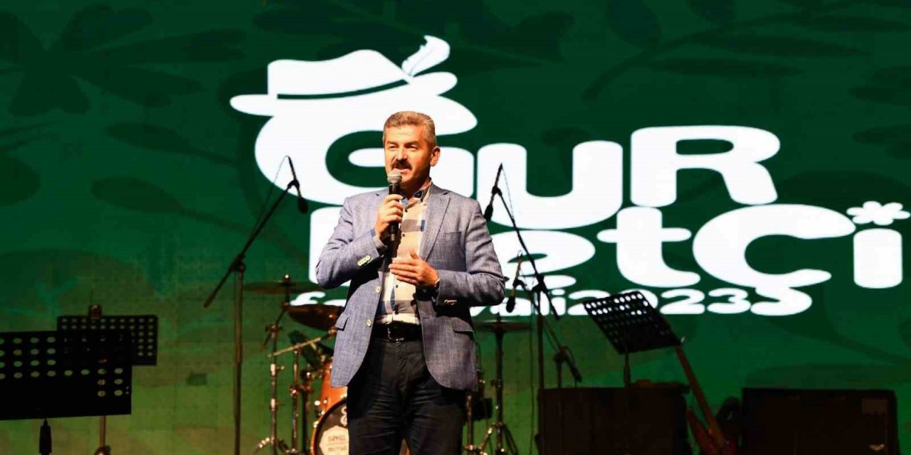 Uşak’ta ikincisi düzenlenen Gurbetçi Festivali başladı