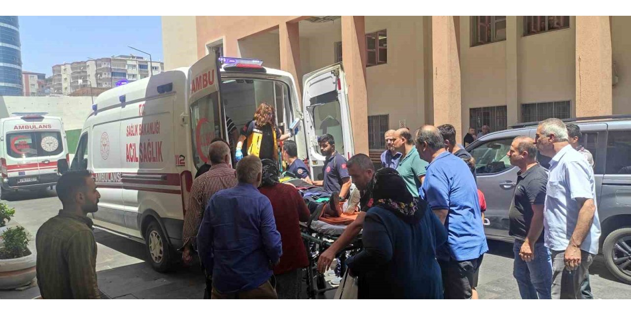 Batman’da yaşlı adam bahçesindeki otları yakmak isterken kendini yaktı