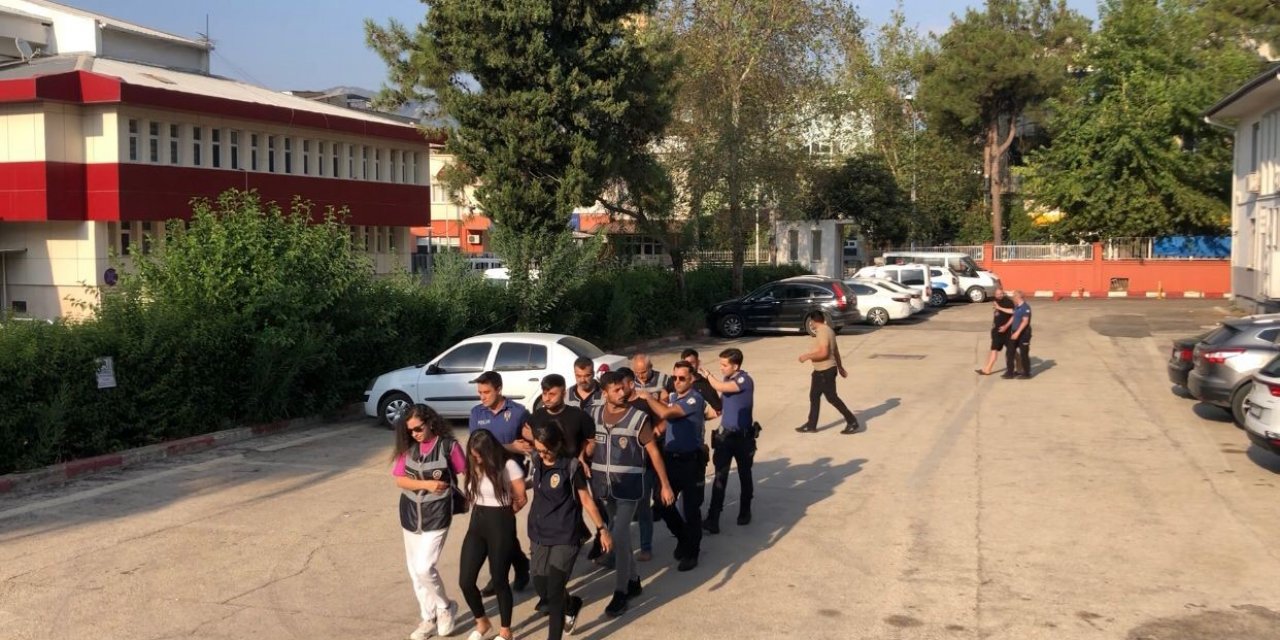 İş yerine silahlı saldırıda ilginç savunma “Havaya ateş ettim iş yerine gelmiş”