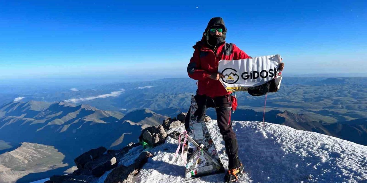 Giresun ve Ordulu dağcılar Kafkasların ve Avrupa’nın zirvesinde