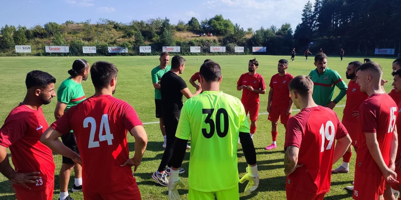 Kaf-Kaf, hazırlık maçında güldü