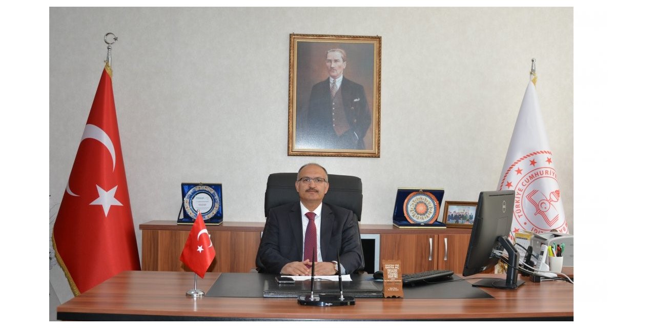 Gediz’de 11 okulun müdürü değişti