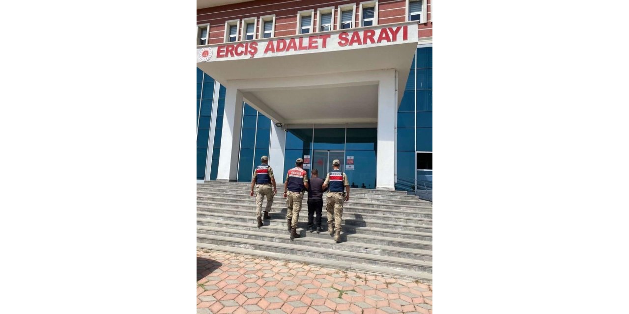 Van’da 26 yıl kesinleşmiş hapis cezası ve 17 farklı suçtan aranan şahıs yakalandı
