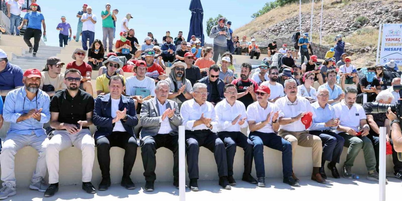 Kayseri’yi Yamaç Paraşütü Heyecanı Sardı