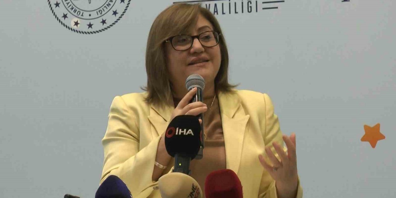 Fatma Şahin LGS’ de dereceye giren öğrencilerle buluştu
