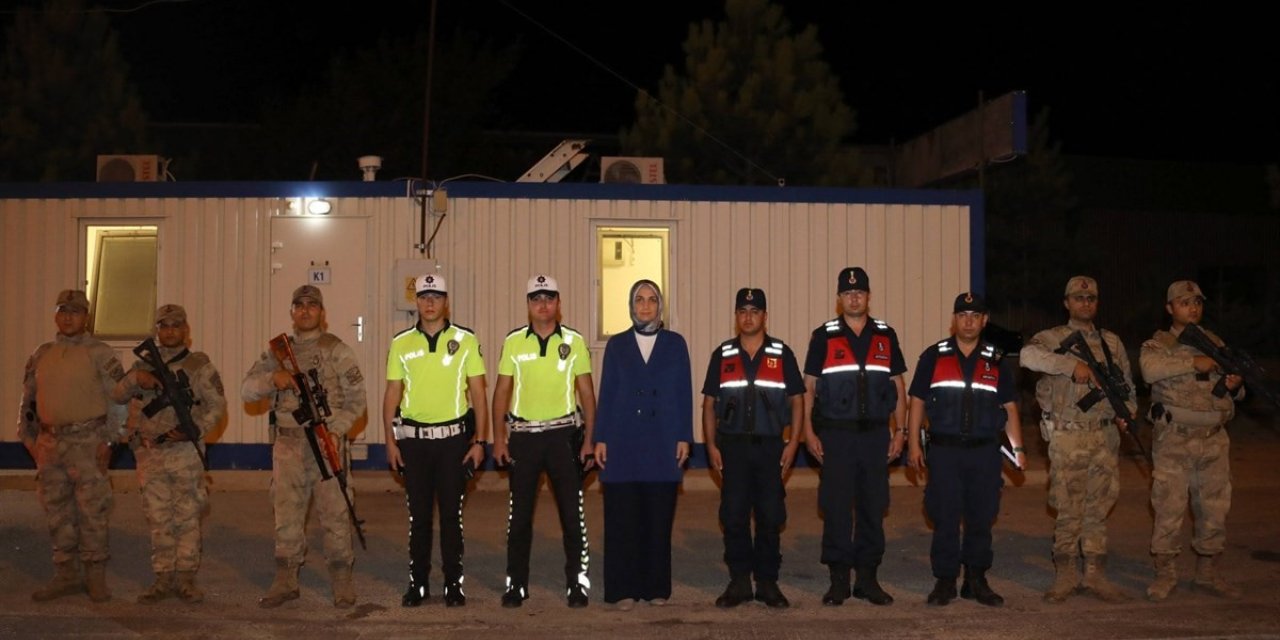 Vali Yiğitbaşı, trafik denetimlerine katıldı, sürücüleri dikkatli ve tedbirli olmaları yönünde uyardı