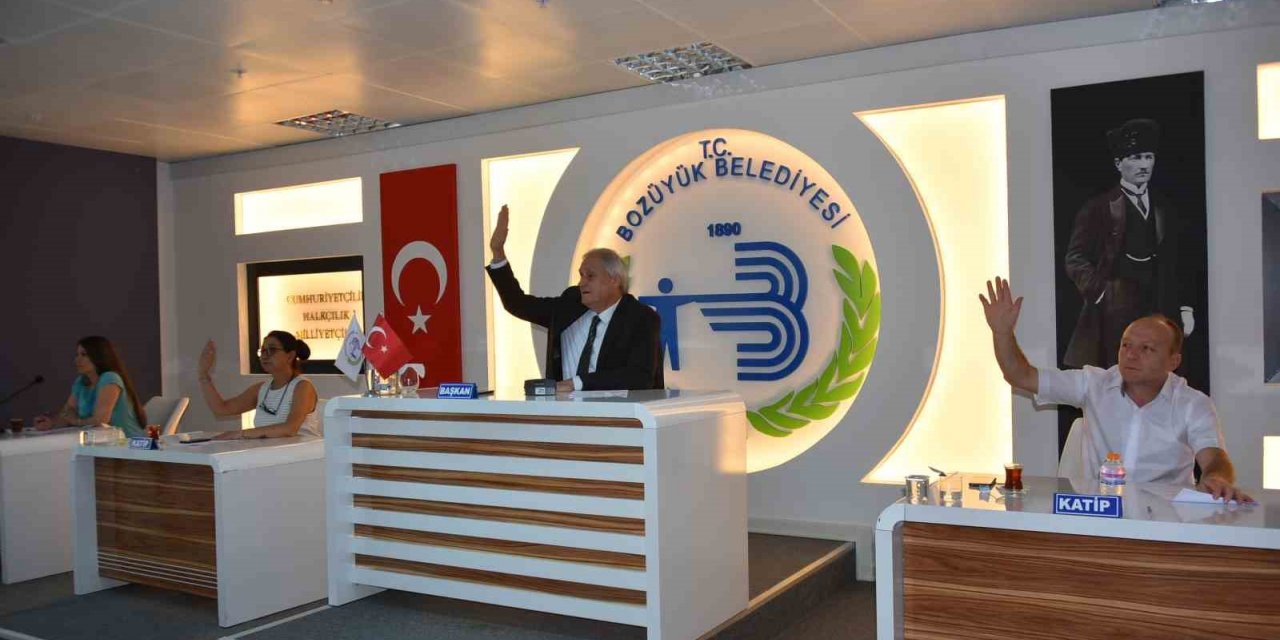 Bozüyük Belediye Meclisi’nin Ağustos ayı toplantısının 2. birleşimi yapıldı