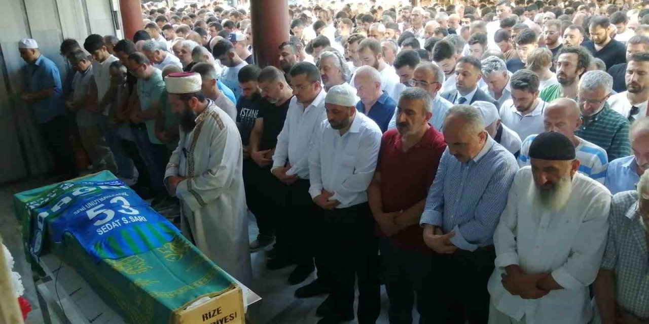 14 günlük yaşam mücadelesini kaybeden genç son yolculuğuna uğurlandı