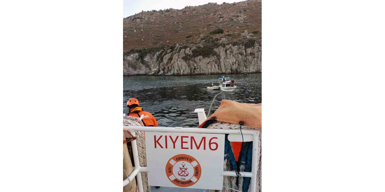 Bodrum Akyarlar açıklarında arızalanan tekneyi KIYEM ekipleri kurtardı