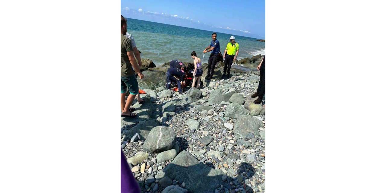 Artvin’de serinlemek için denize giren 9 yaşındaki kız çocuğu boğuldu