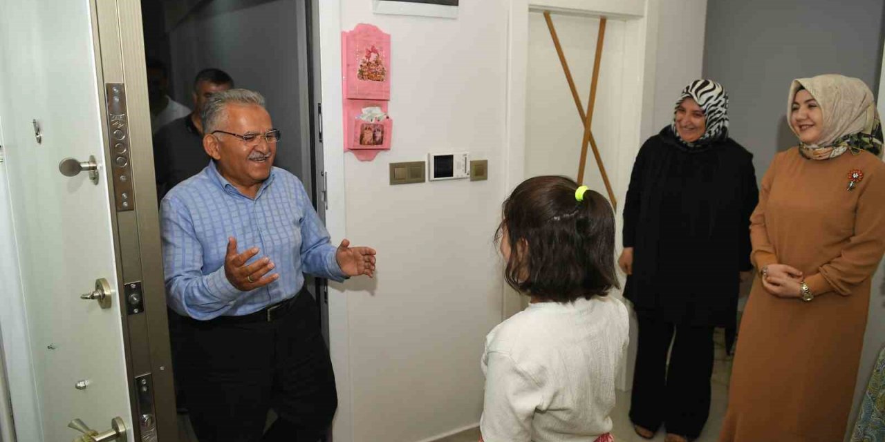 Başkan Büyükkılıç, Özel Öğrenci Zeynep’in Misafiri Oldu