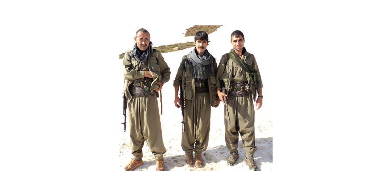 Öldürülen PKK’lı teröristin üstünden mahmur kampı mülteci kimlik kartı çıktı