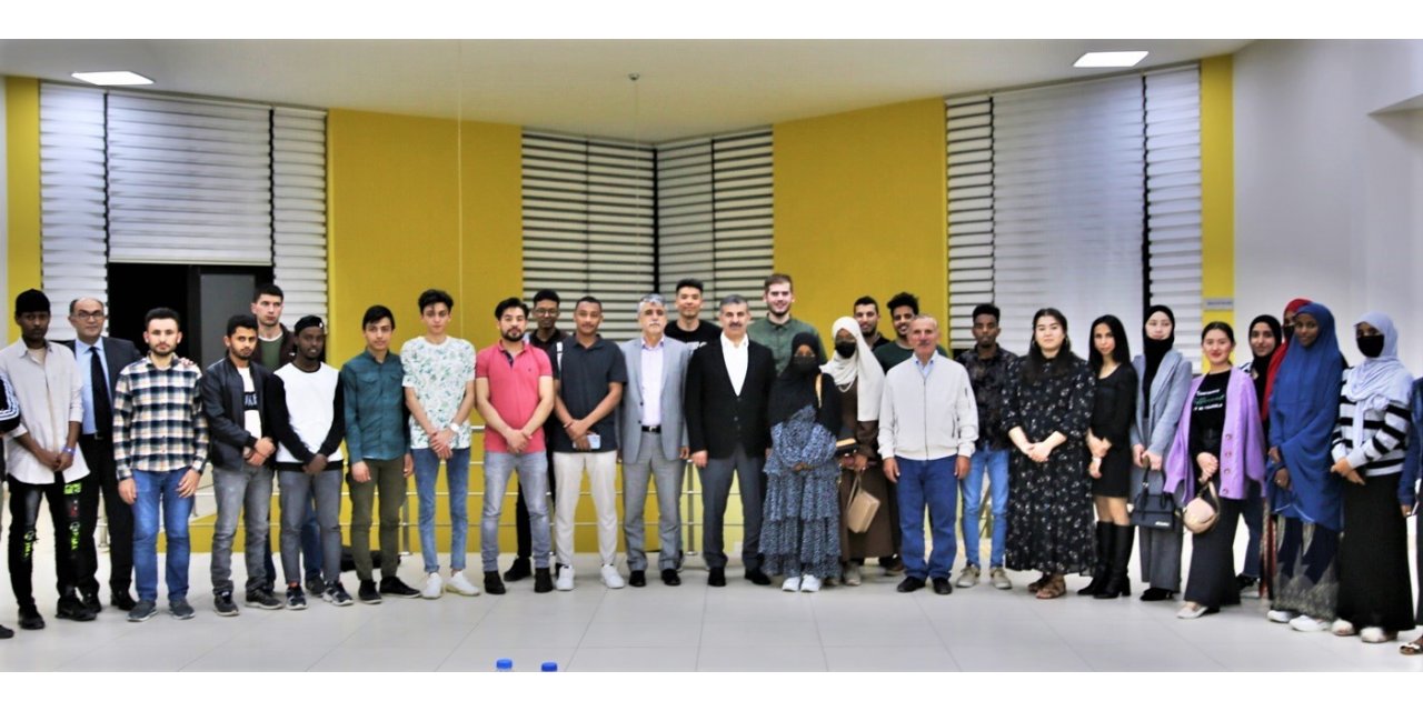 ÇAKÜ 4 bin uluslararası öğrenci ile Türkiye’de ikinci oldu