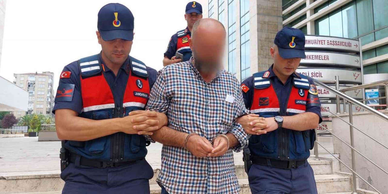 Tartıştığı şahsı boynundan bıçakladı