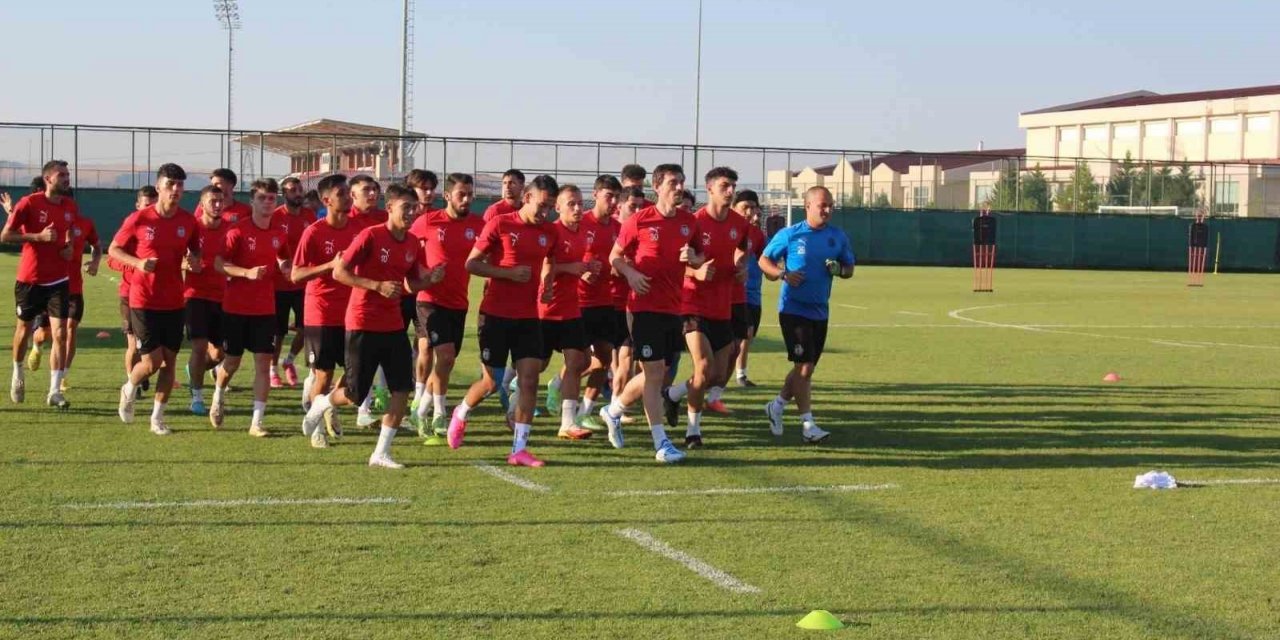 Afyonspor ilk hazırlık maçını Belediye Kütahyaspor oynayacak