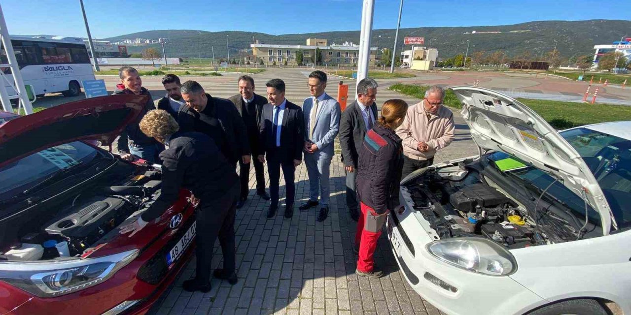 Menteşe’de MTSK direksiyon sınavı hizmet içi kursu açıldı