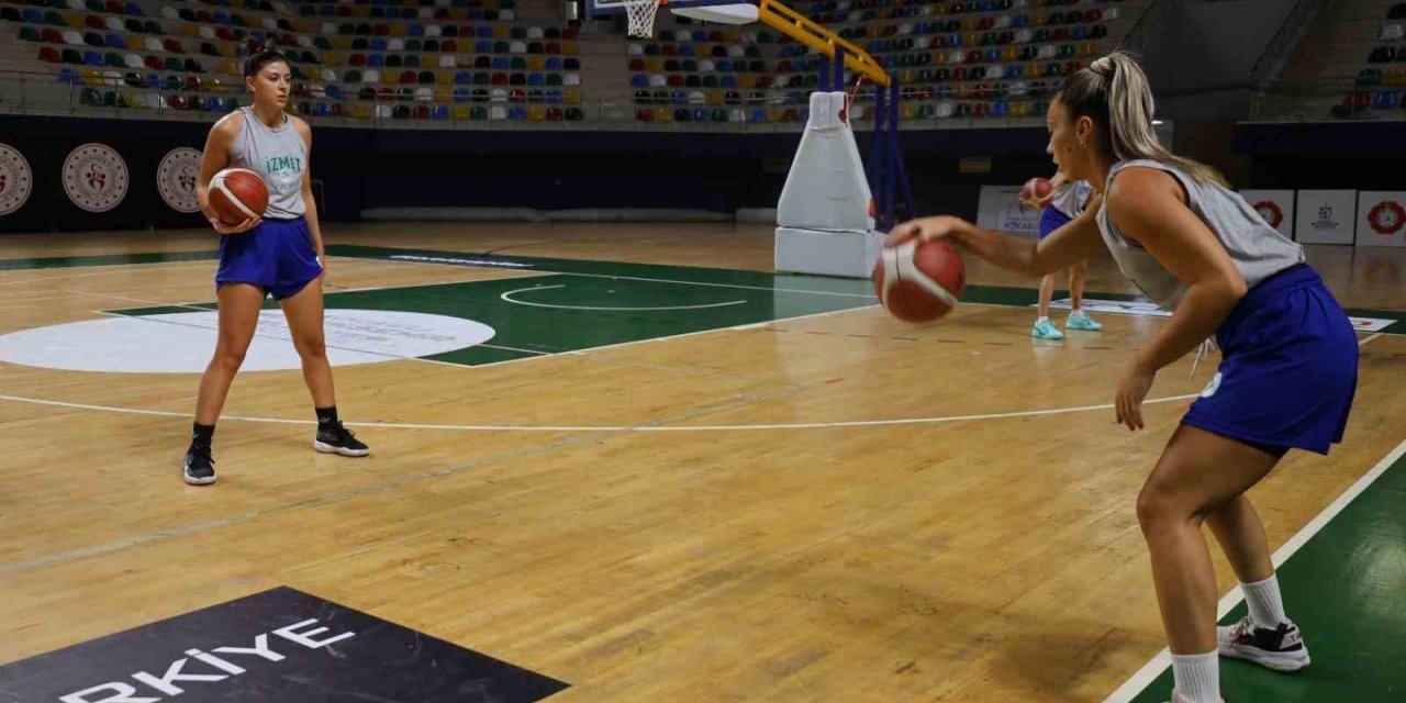 İzmitli periler yeni sezona hazırlanıyor