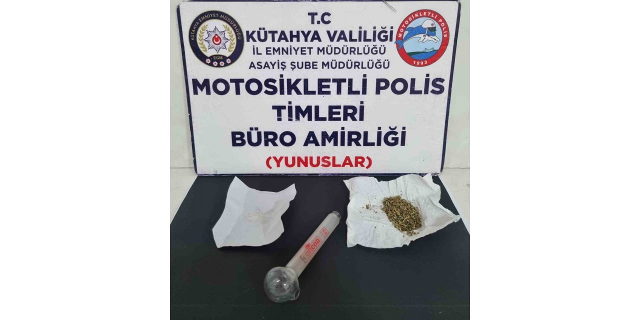 Kütahya’da Yunus Timlerince bir araçta uyuşturucu ele geçirildi