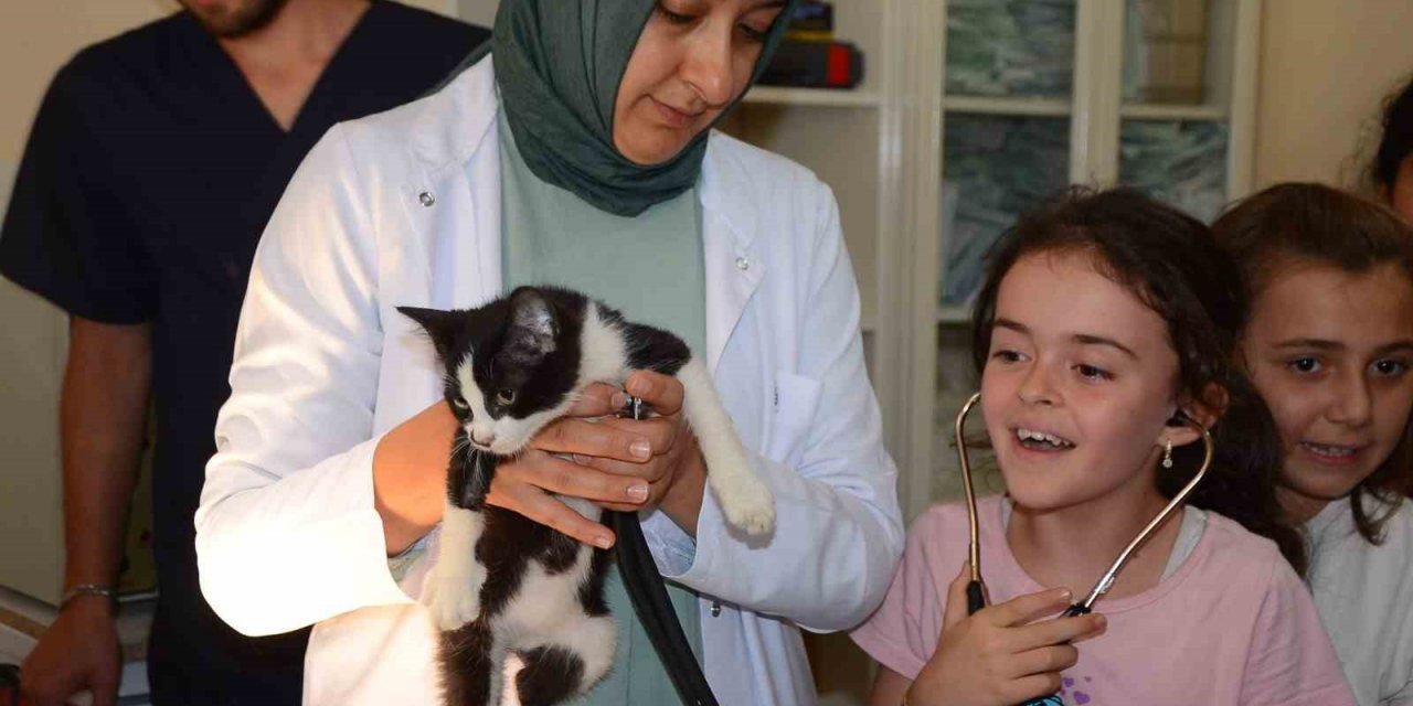 Kur’an kursu öğrencileri hayvan barınağını ziyaret etti