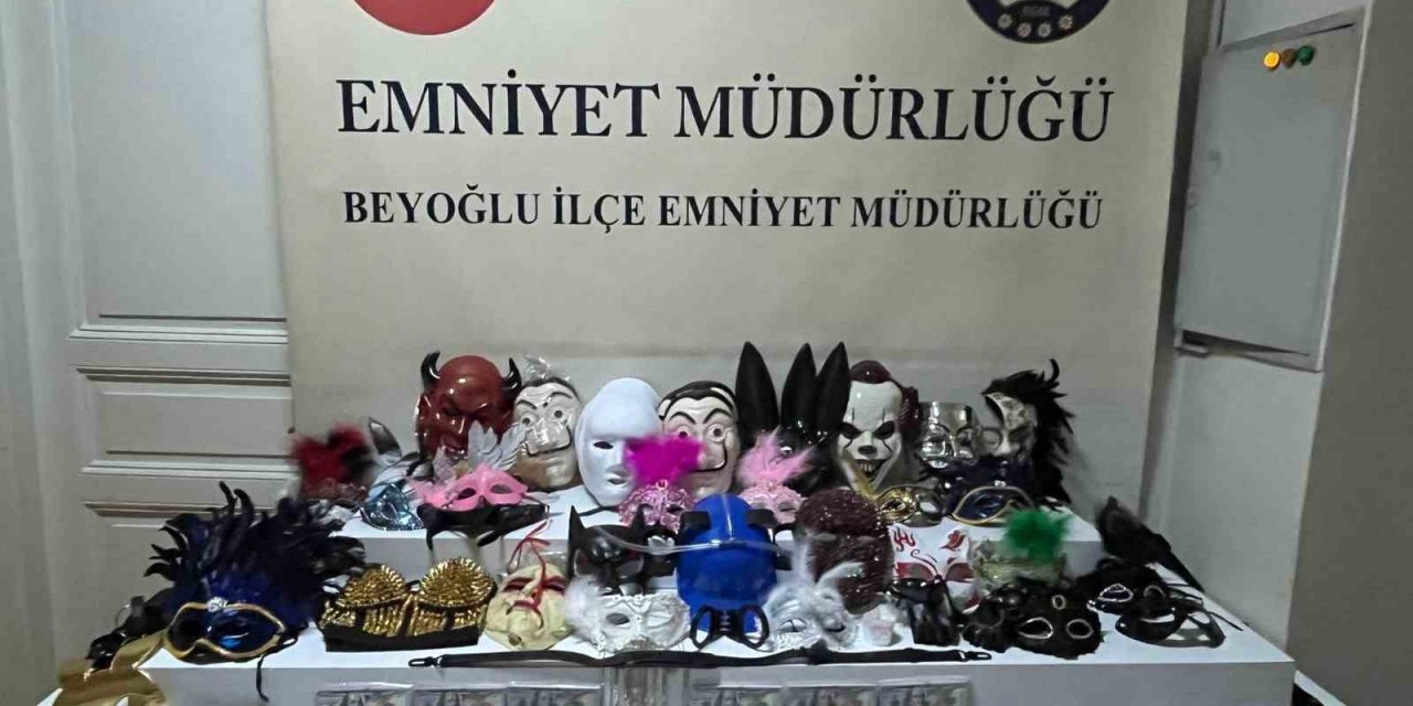 Beyoğlu’nda dolar saçanlar yakalandı: 13 gözaltı